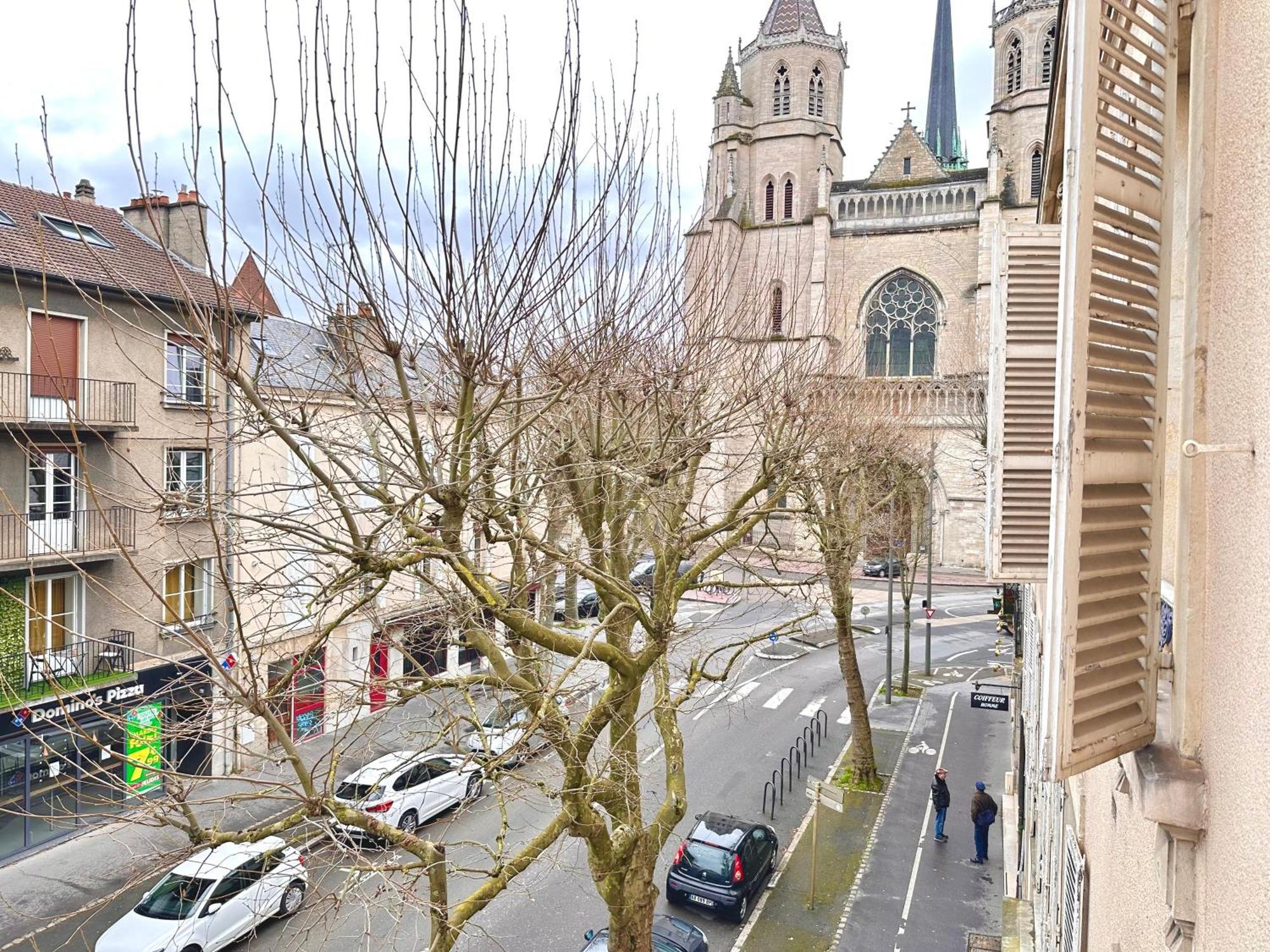 La Chouette De Dijon Daire Dış mekan fotoğraf